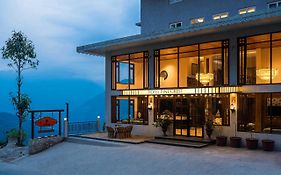 Udaan Hotel Pine Crest